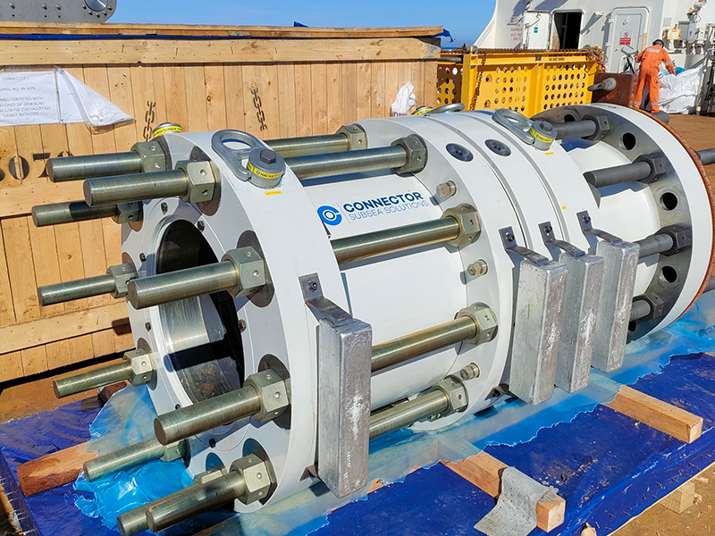 CSS 24in MORGRIP Connector Unboxed On Vessel